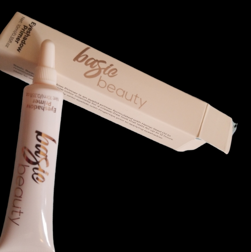 Basic Beauty Eyeshadow Primer - Picture 2 of 4